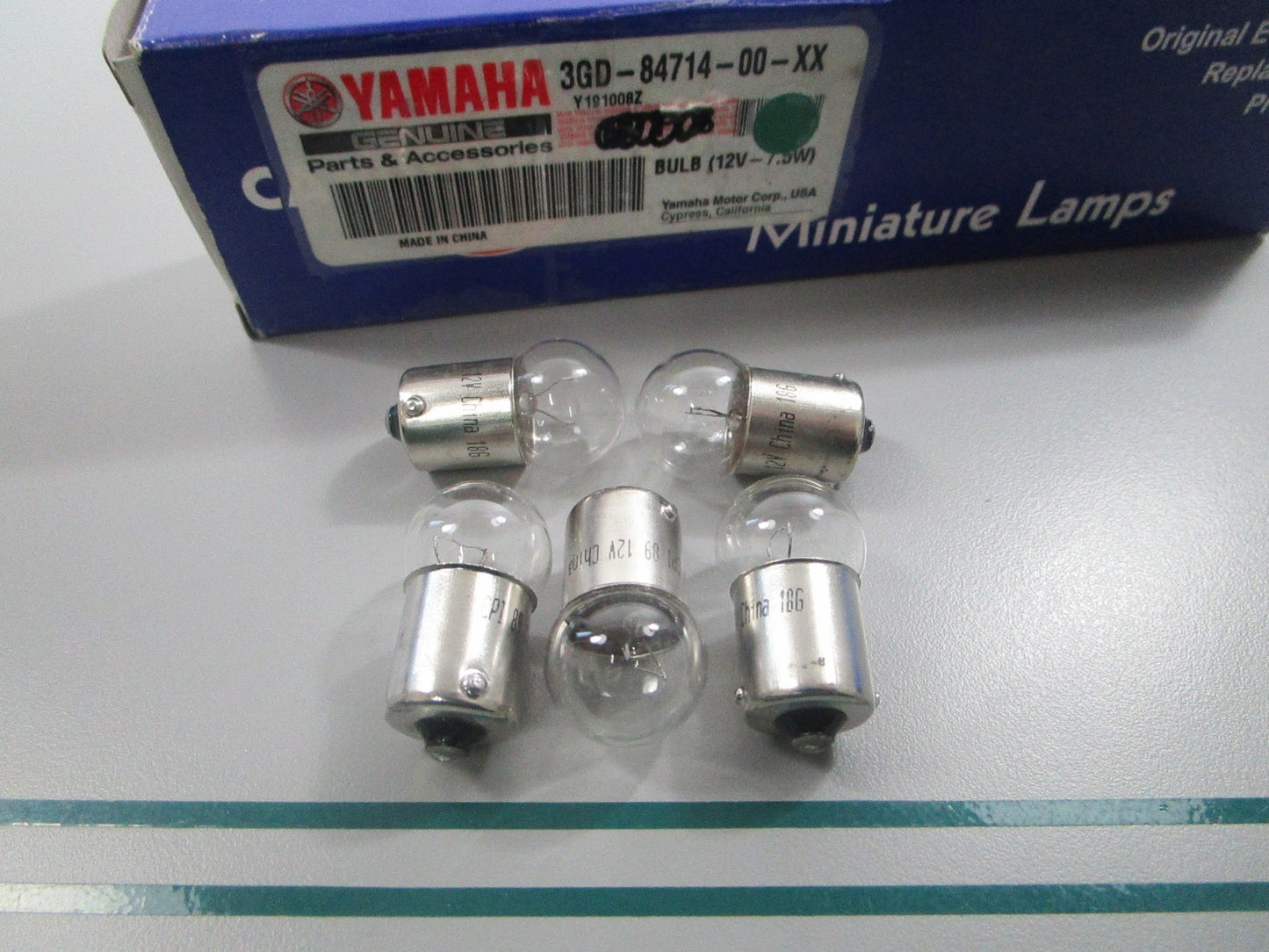 NEW OEM (LOT OF 5) 3GD-84714-00-XX Yamaha 12V 7.5W Bulb 0810