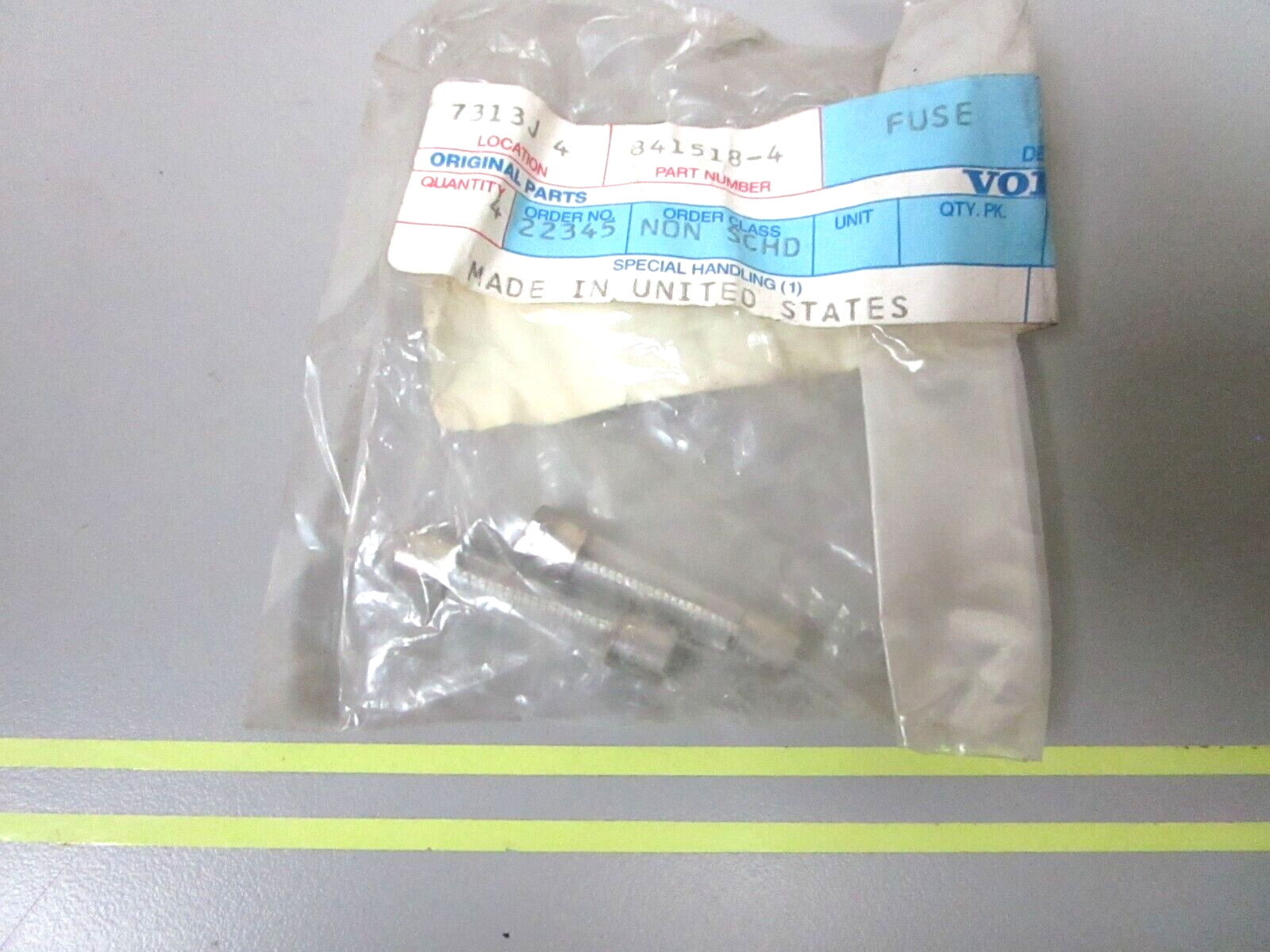 *NEW OEM* (LOT OF 2) 0750 Volvo Penta FUSE 841518