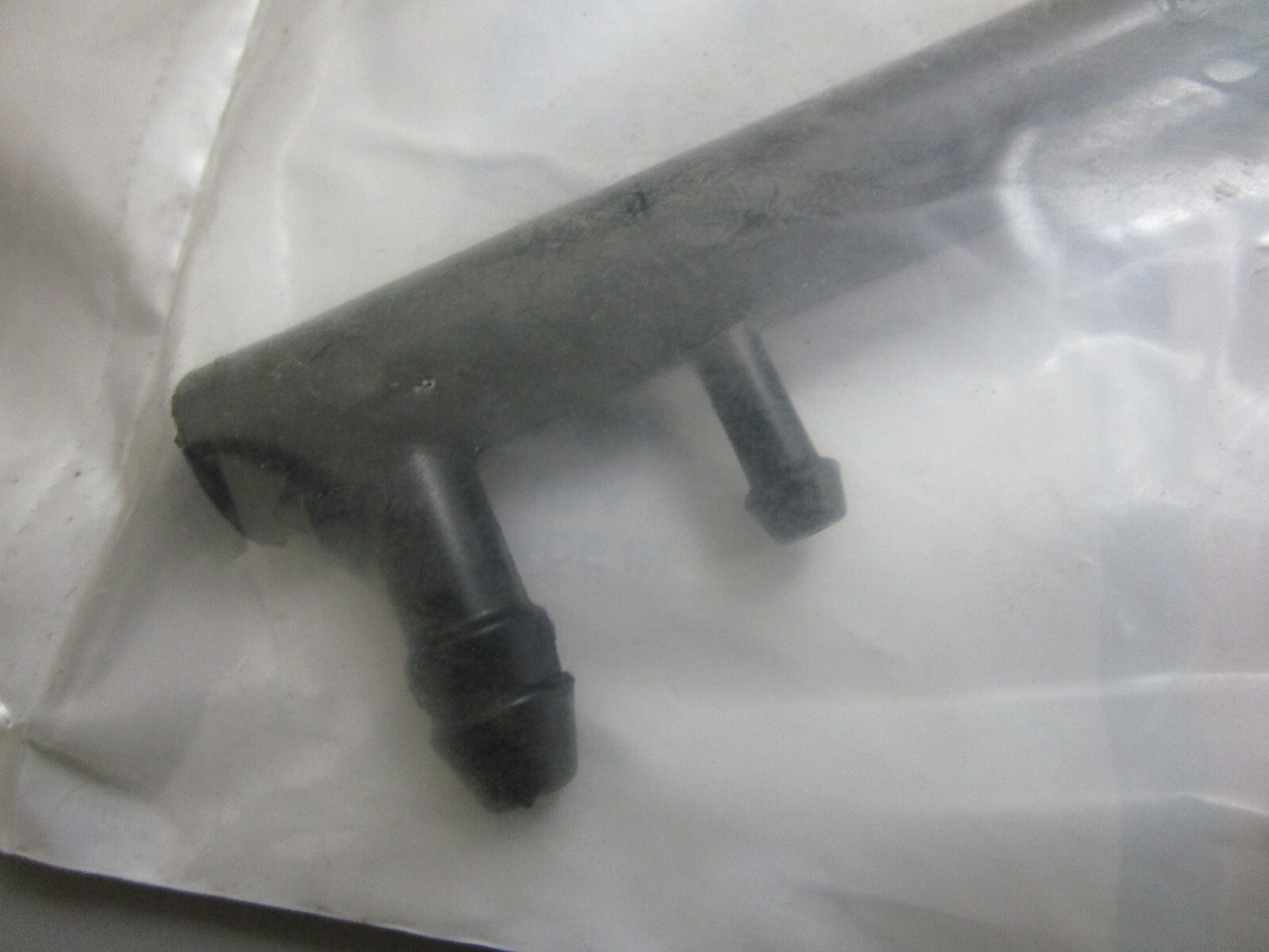 *NEW OEM* 0820 OMC Johnson Evinrude Fuel Manifold Assy 394312 0394312