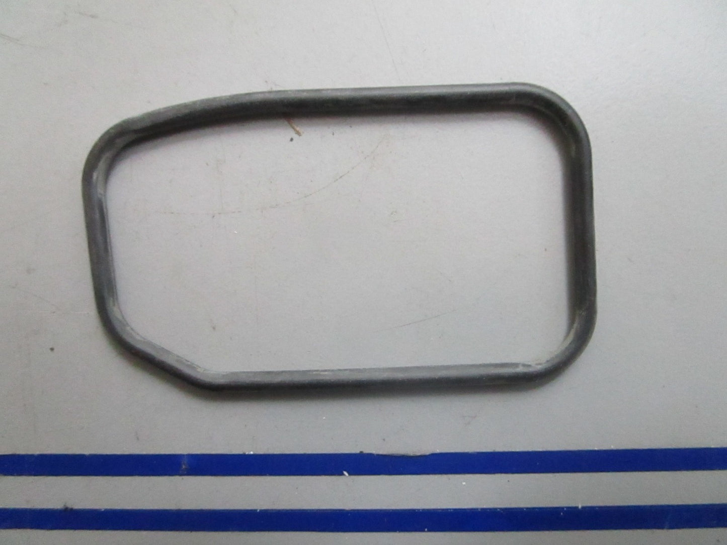 *NEW OEM* 0820 OMC Johnson Evinrude Shift Cable Passage Seal 3852842