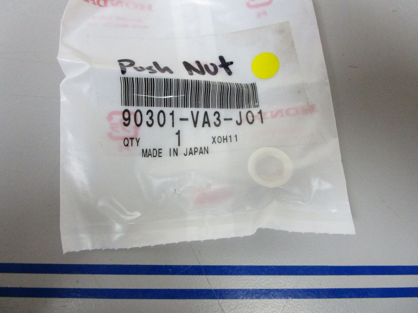 *NEW OEM* 0770 Honda Push Nut 90301-VA3-J01