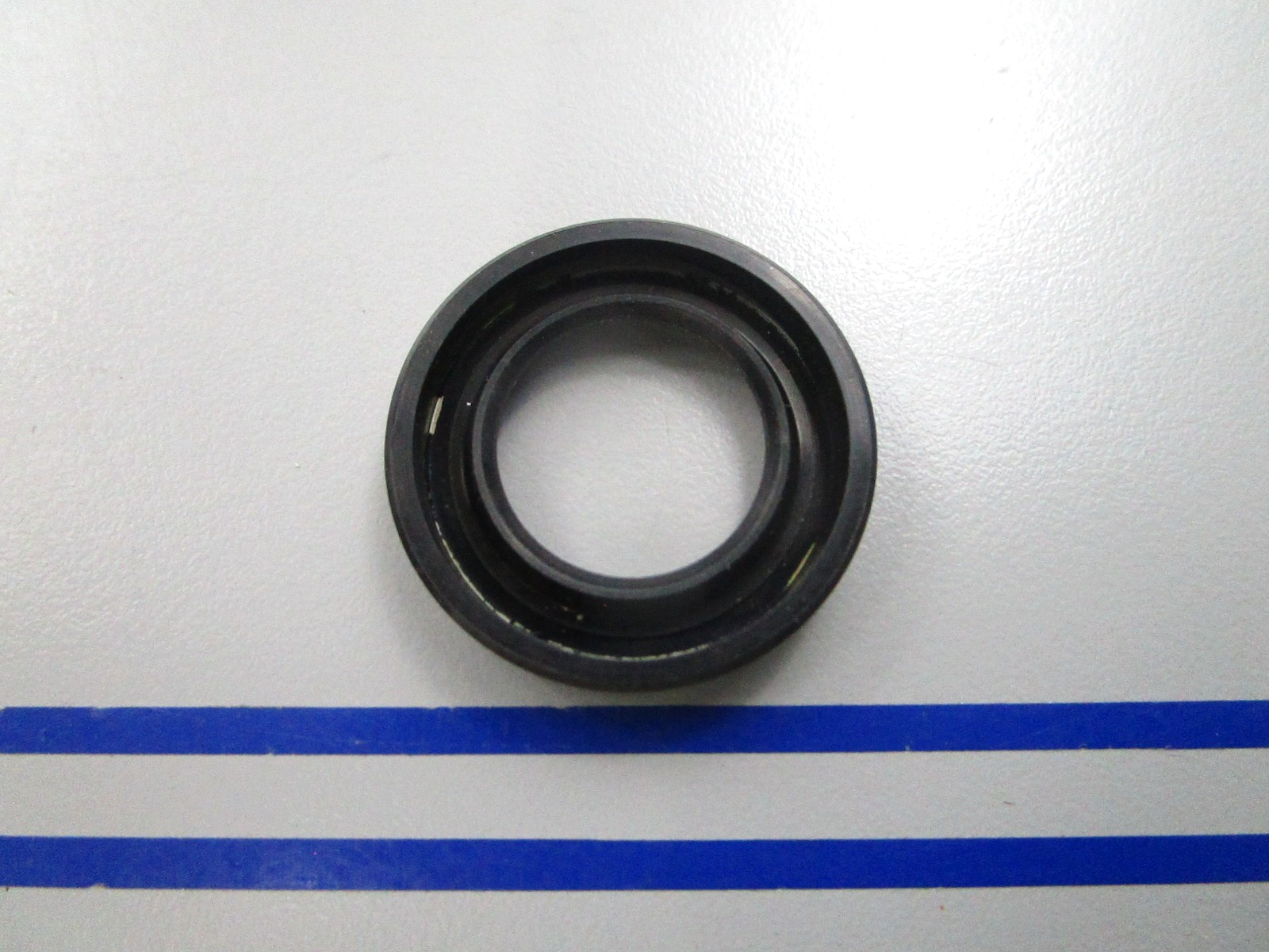 NEW OEM 26-82255M Mercury Quicksilver Seal 0810