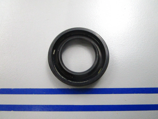 NEW OEM 26-82255M Mercury Quicksilver Seal 0810