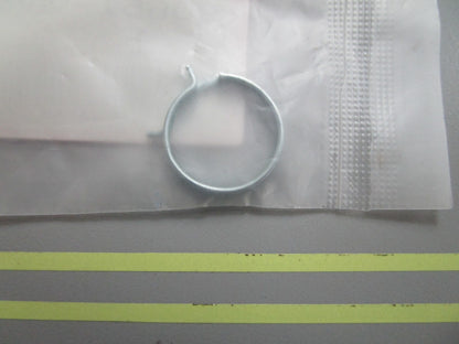 *NEW OEM* 0810 Honda Clip 90651-VD6-901