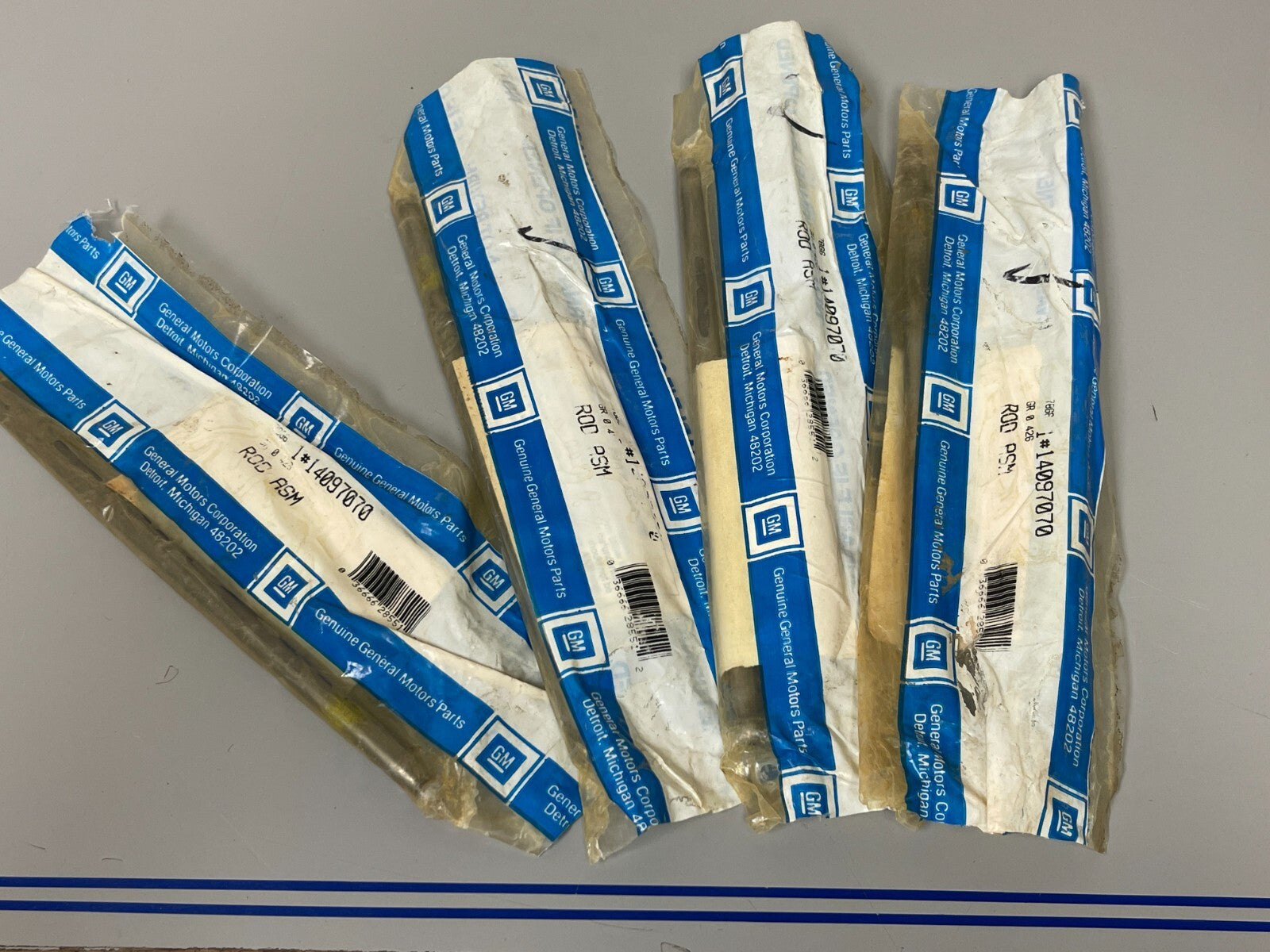 *NEW OEM* (LOT OF 4) 0810 GM Push Rod 14097070