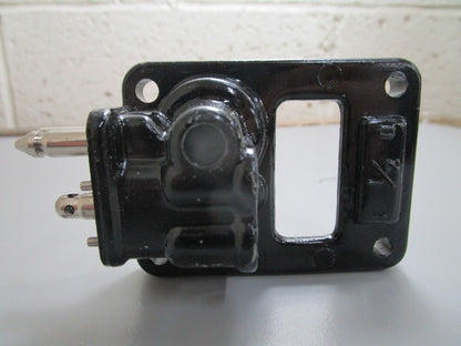 *NEW OEM* 0820 OMC Johnson Evinrude Fuel Housing & Pickup 398409 0398409