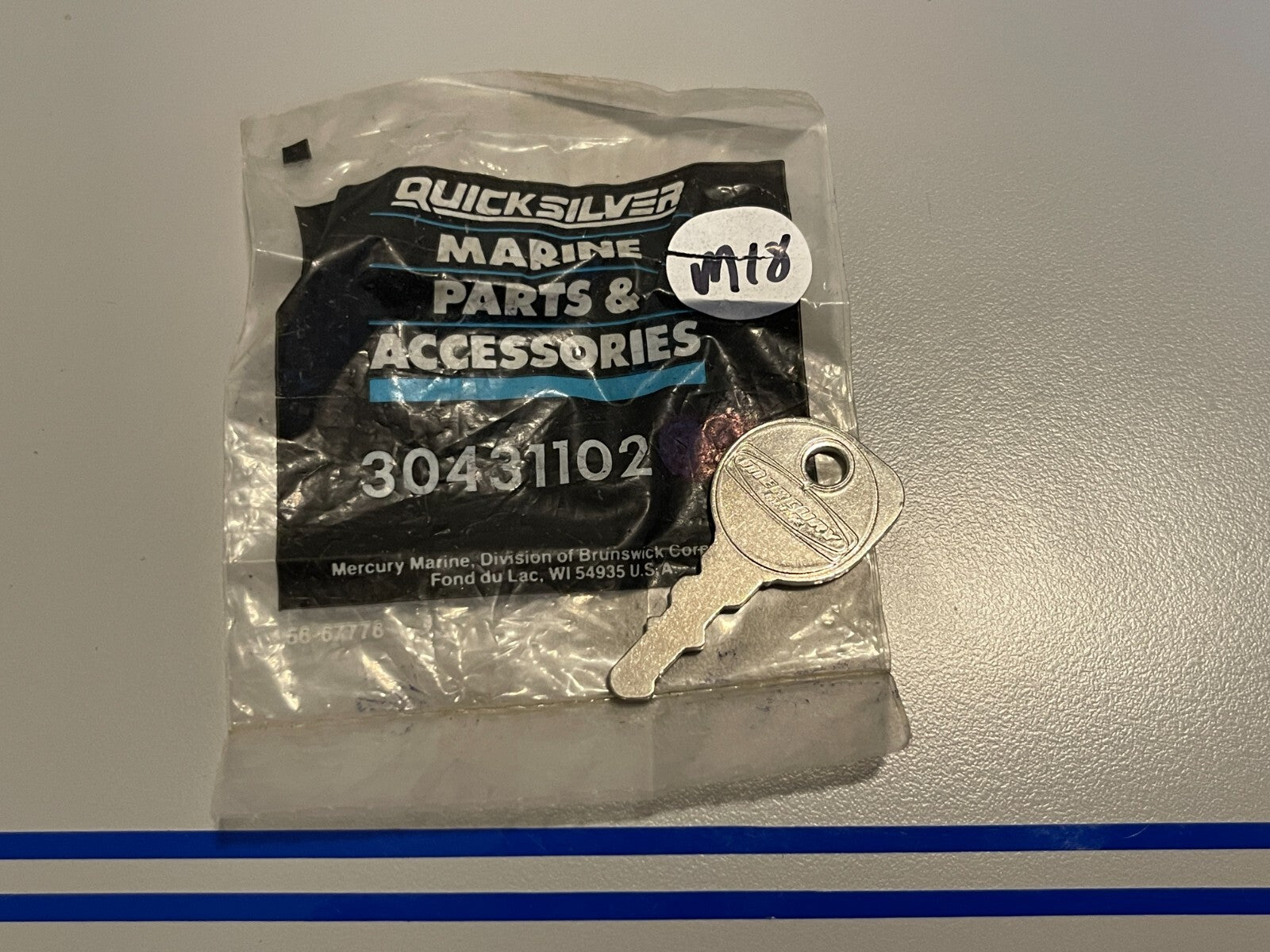 *NEW OEM* 0810 Mercury Quicksilver Key 30431102