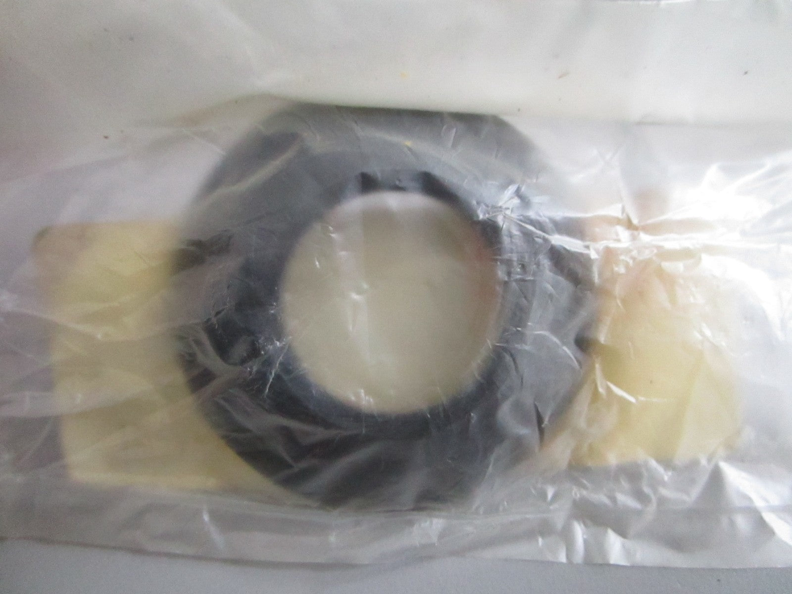 NEW OEM 6E5-45344-00-00 Yamaha Driveshaft Cover Seal 0820