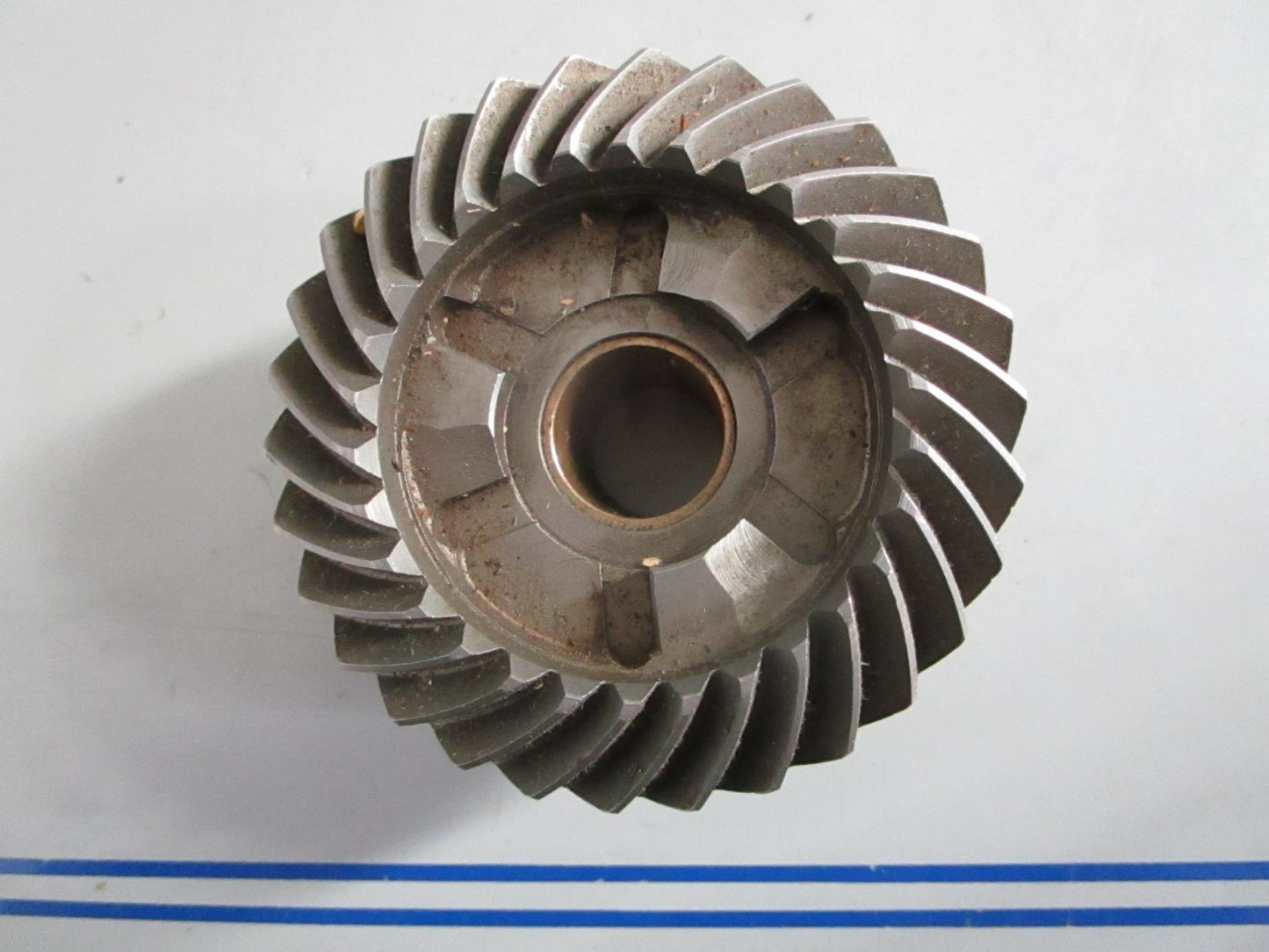 NEW OEM 43-F2A481023 Mercury Force 30T Gear 0820