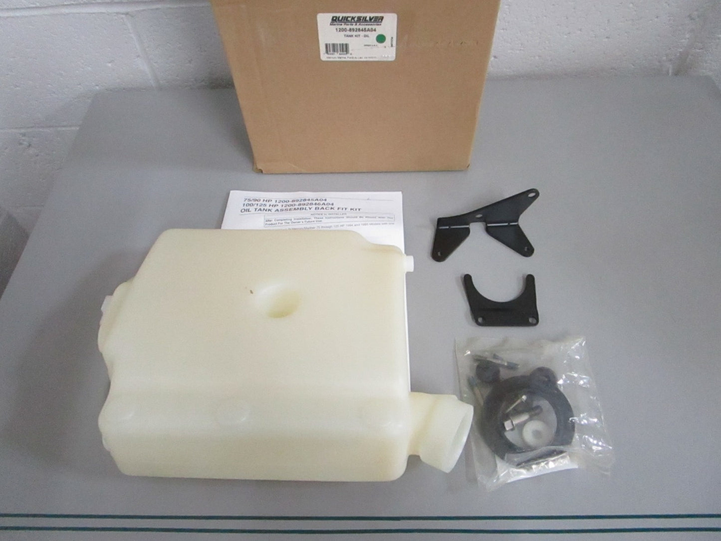 NEW OEM 1200-892845A04 Mercury Quicksilver Oil Tank Kit 0820