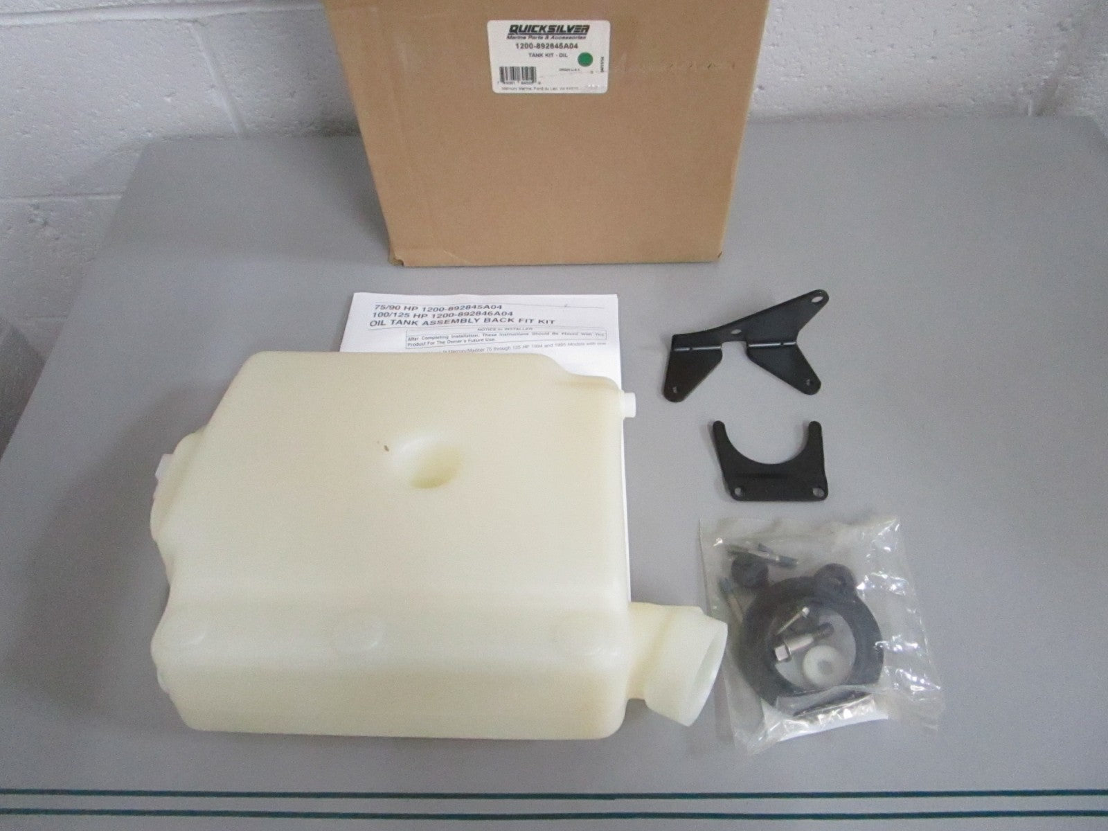 NEW OEM 1200-892845A04 Mercury Quicksilver Oil Tank Kit 0820