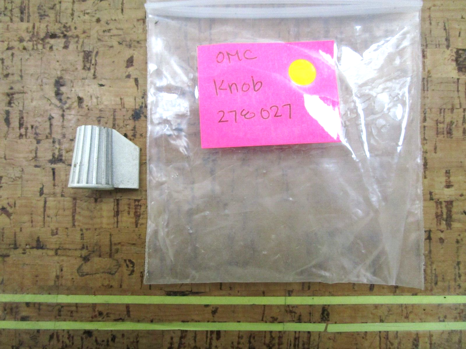 *NEW OEM* 0750 OMC Johnson Evinrude KNOB 278027 0278027