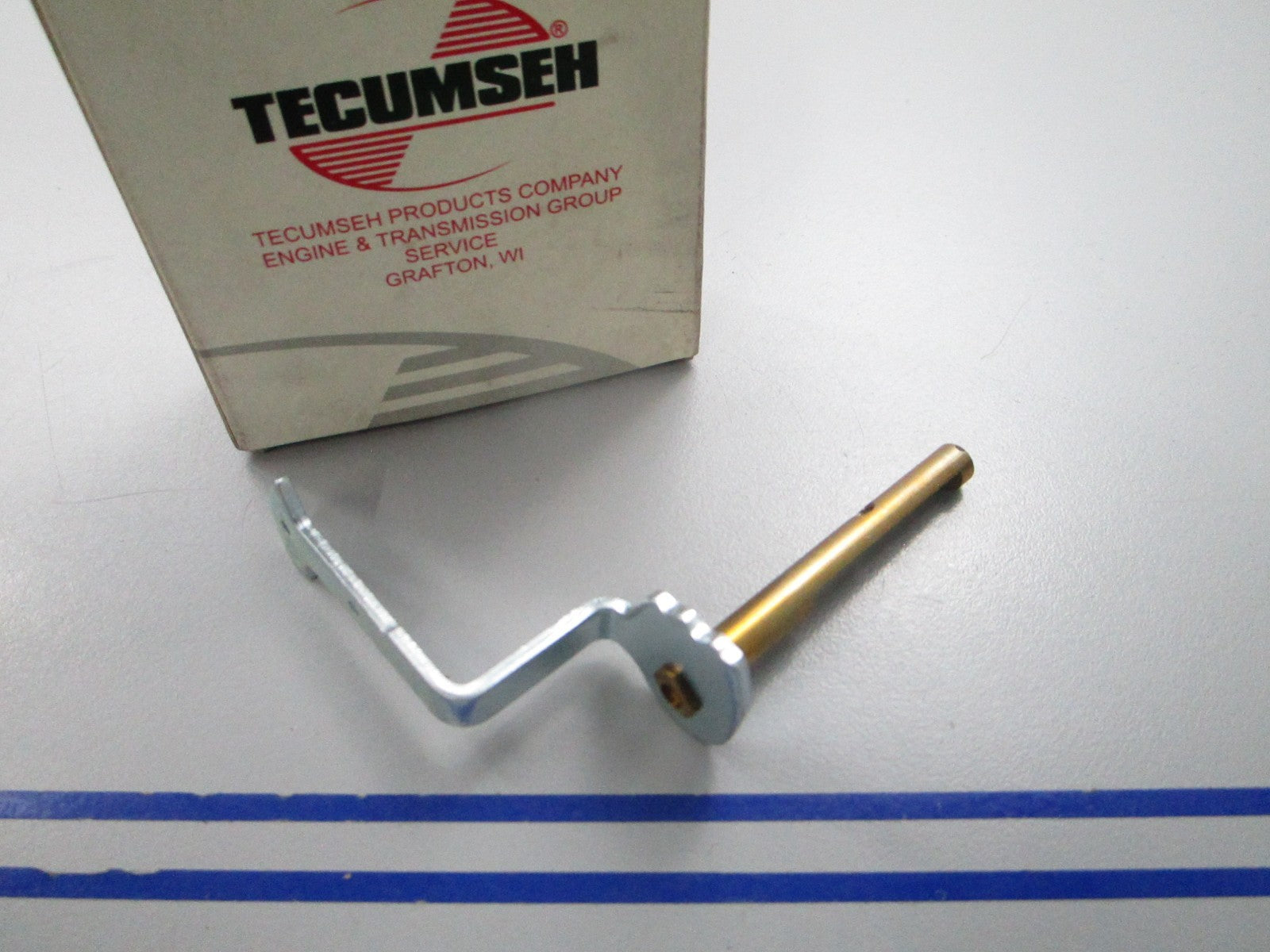 NEW OEM 632740 Tecumseh Shaft & Lever 0810
