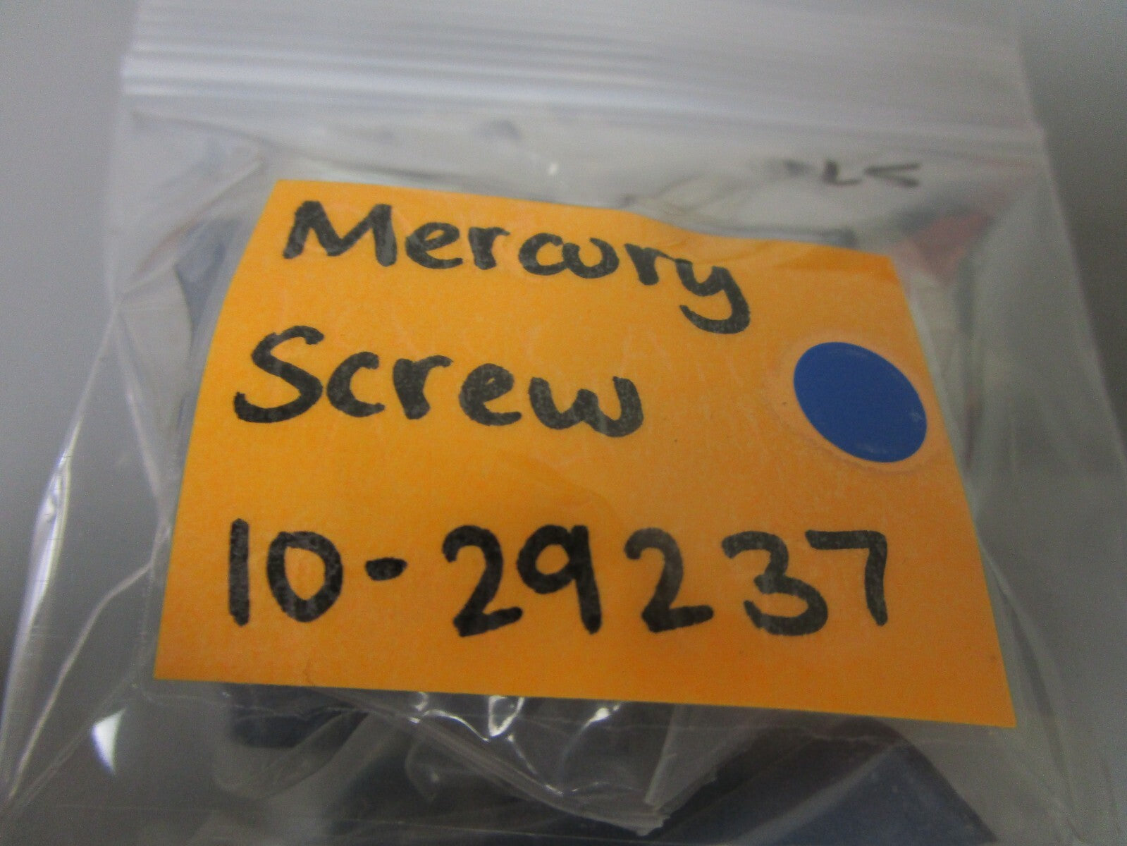*NEW OEM* (LOT OF 5) 0810 Mercury Quicksilver Screw 10-29237