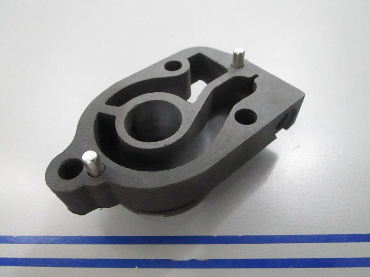 *NEW OEM* 0810 Mercury Quicksilver Water Pump Base 46-77515