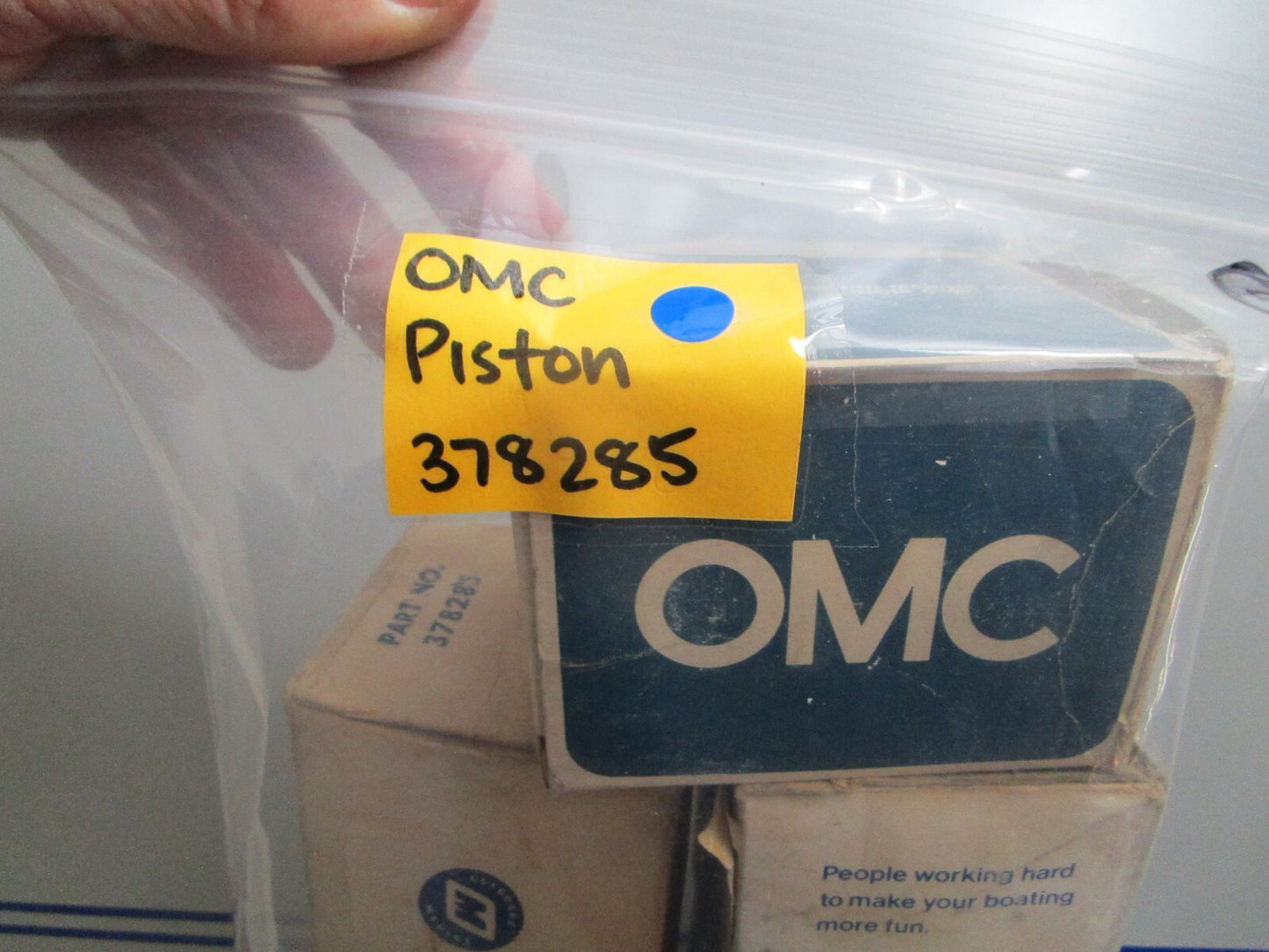 *NEW OEM* 0720 OMC Johnson Evinrude Piston Ay 378285 0378285