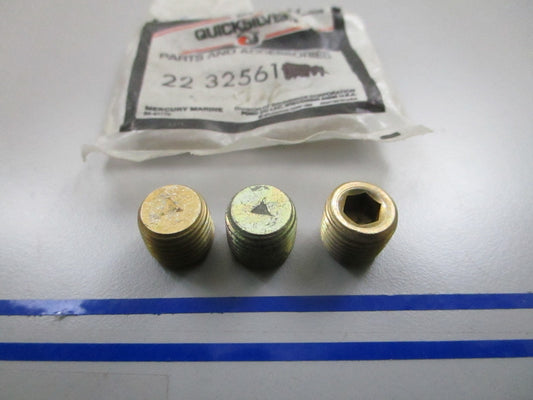 *NEW OEM* (LOT OF 3) 0810 Mercury Quicksilver Plug 22-32561