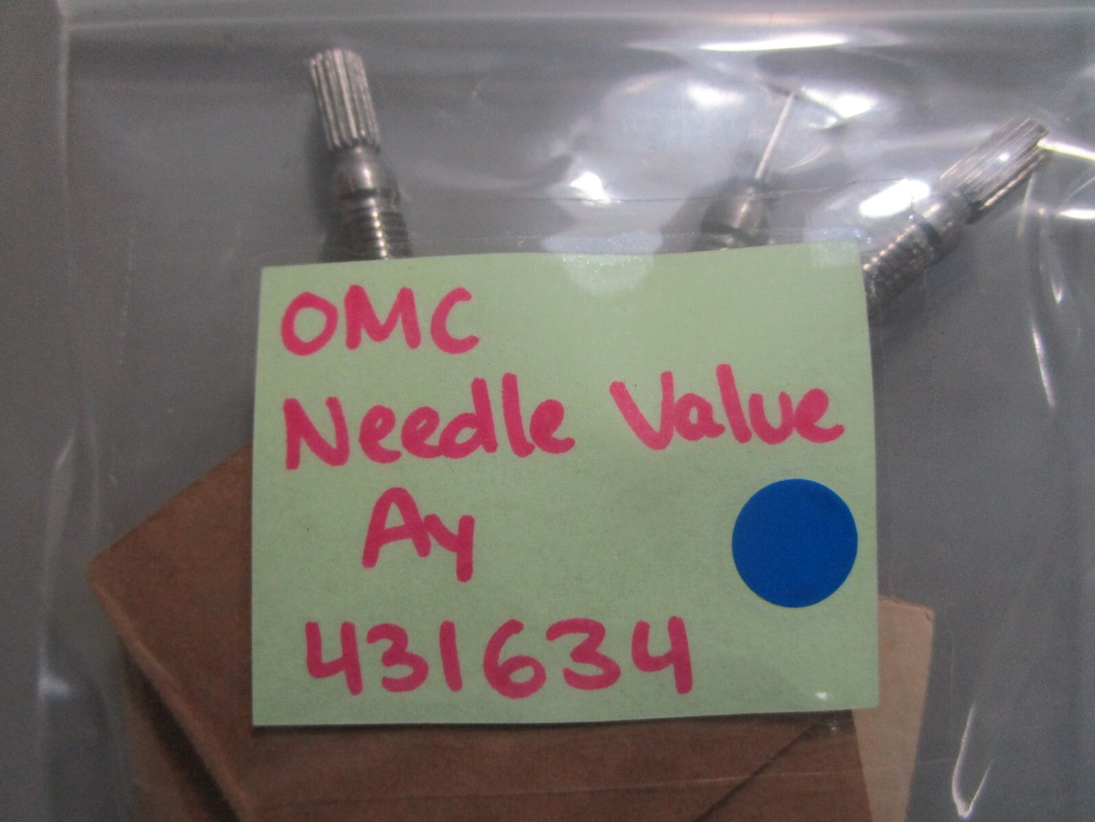 *NEW OEM* 0810 OMC Johnson Evinrude Needle Valve Assembly 431634 0431634