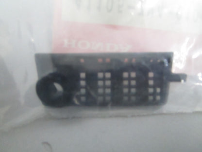 *NEW OEM* 0820 Honda Left Water Screen 41105-ZV4-010