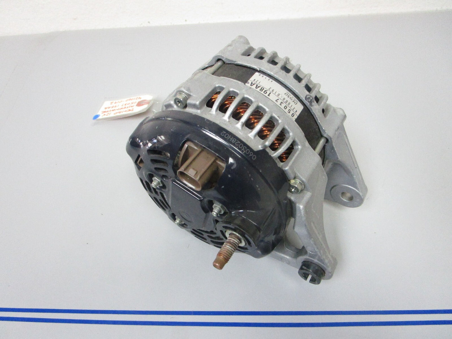 *NEW OEM* 0720 Denso 12V Alternator 05037 198AA 421000-0192