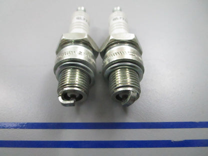 *NEW* (LOT OF 2) 0810 NGK Spark Plug QL77CC