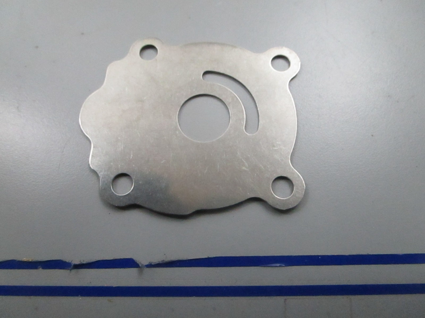 *NEW OEM* 0810 Mercury Quicksilver Water Pump Plate F341562