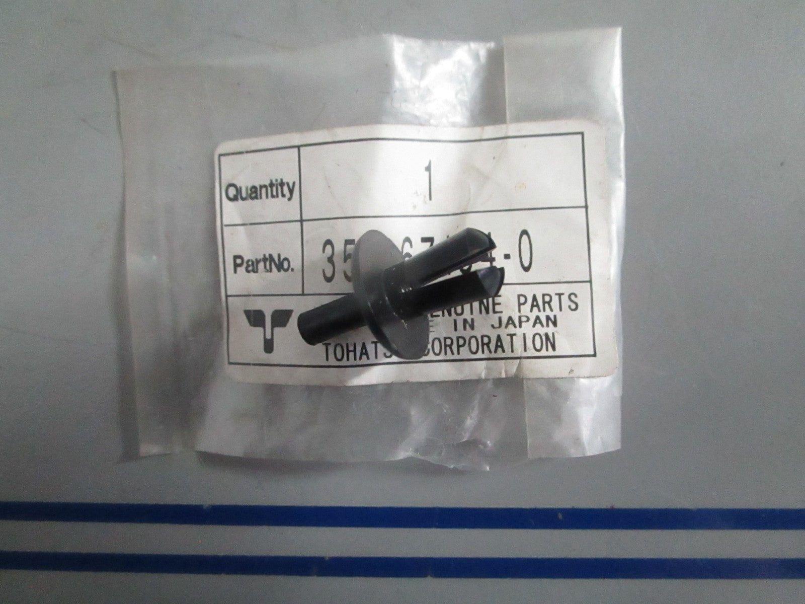 NEW OEM 350-67154-0 Tohatsu Rivet 0820