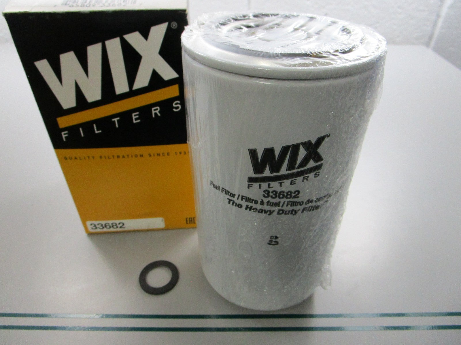 NEW 33682 WIX Fuel Filter 0810