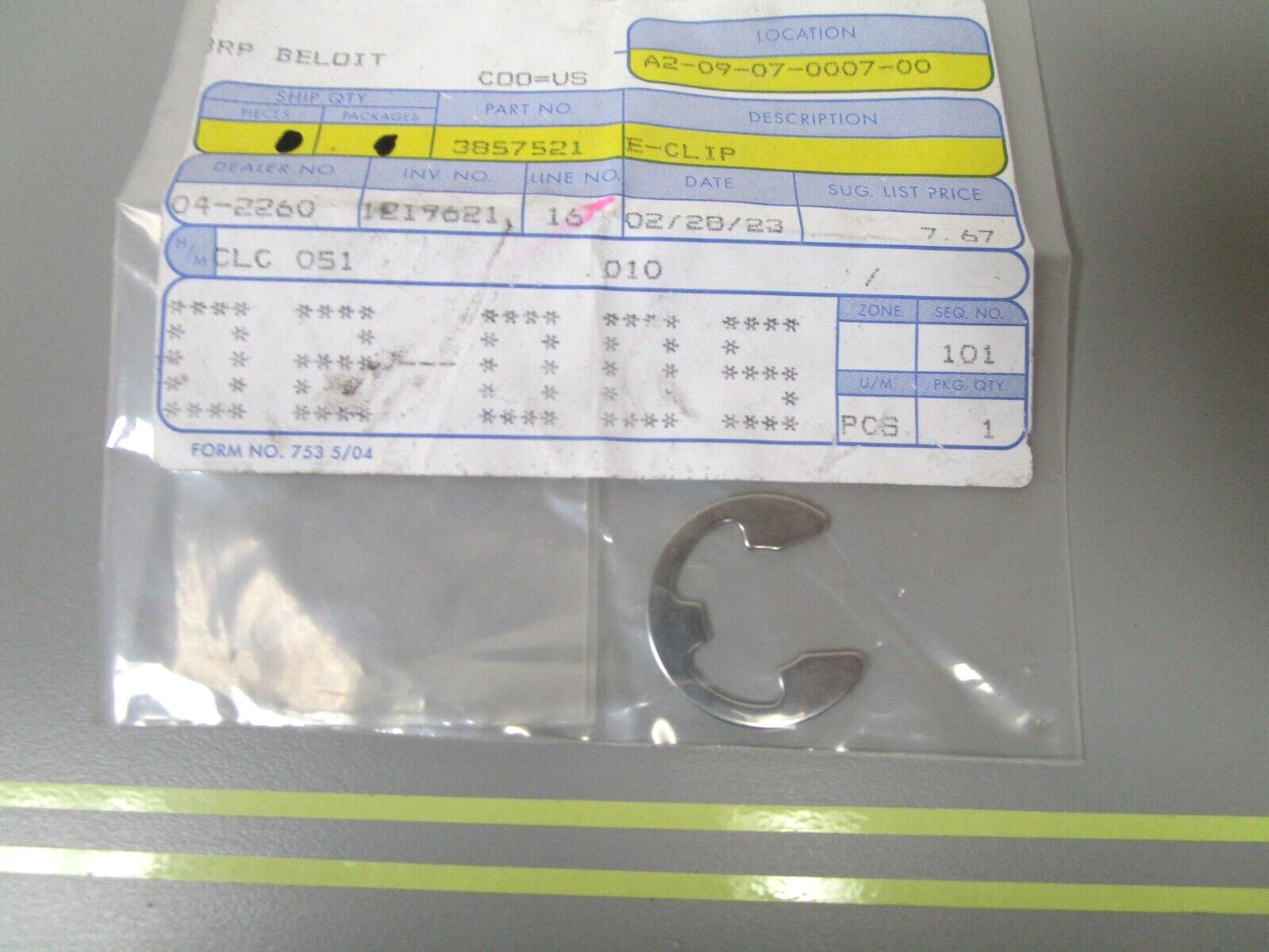 *NEW OEM* 0810 Volvo Penta E-Clip 3857521