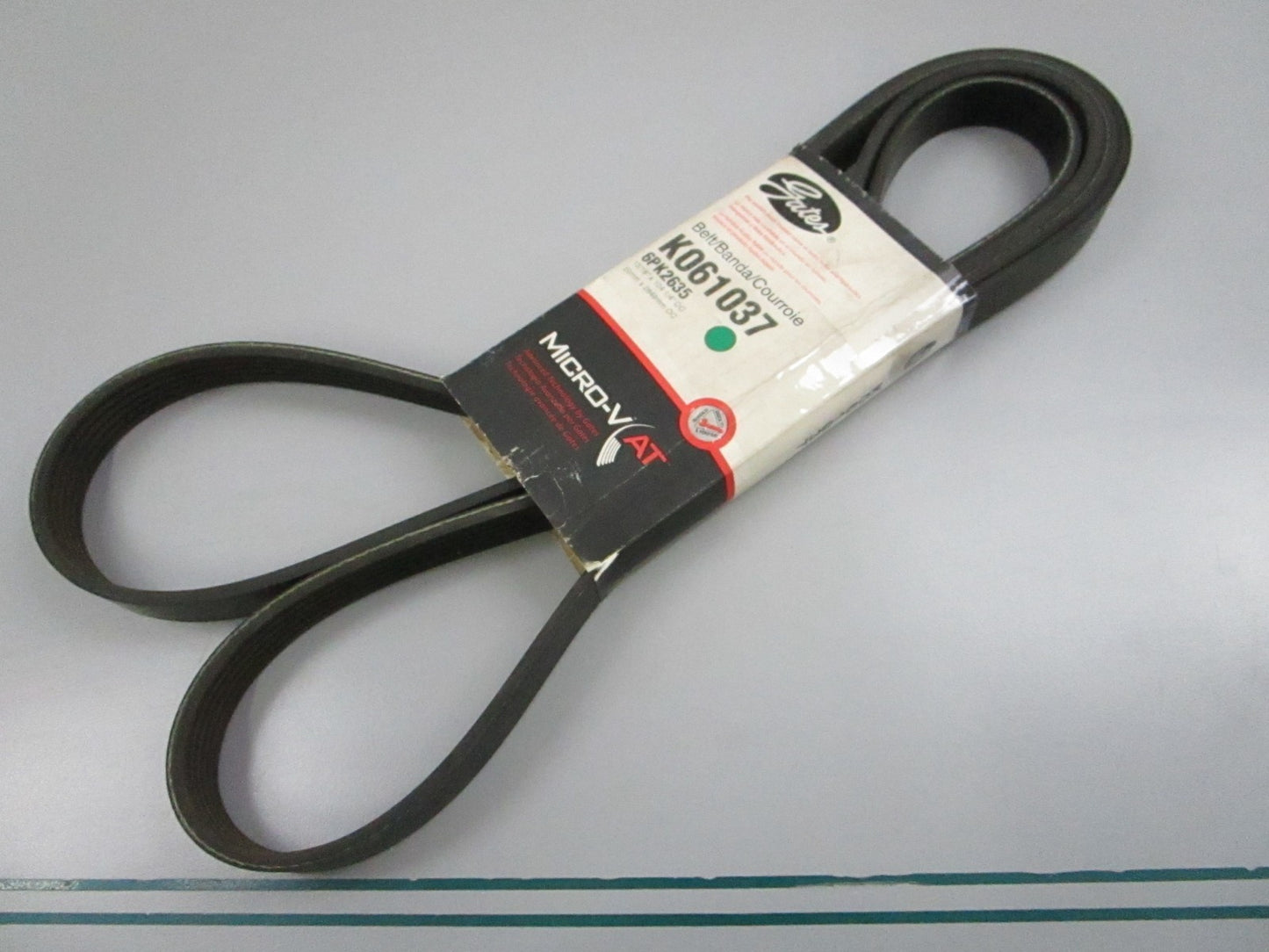 Gates NEW Micro-V Serpentine Belt K061037 6-Rib 104.3" 0810