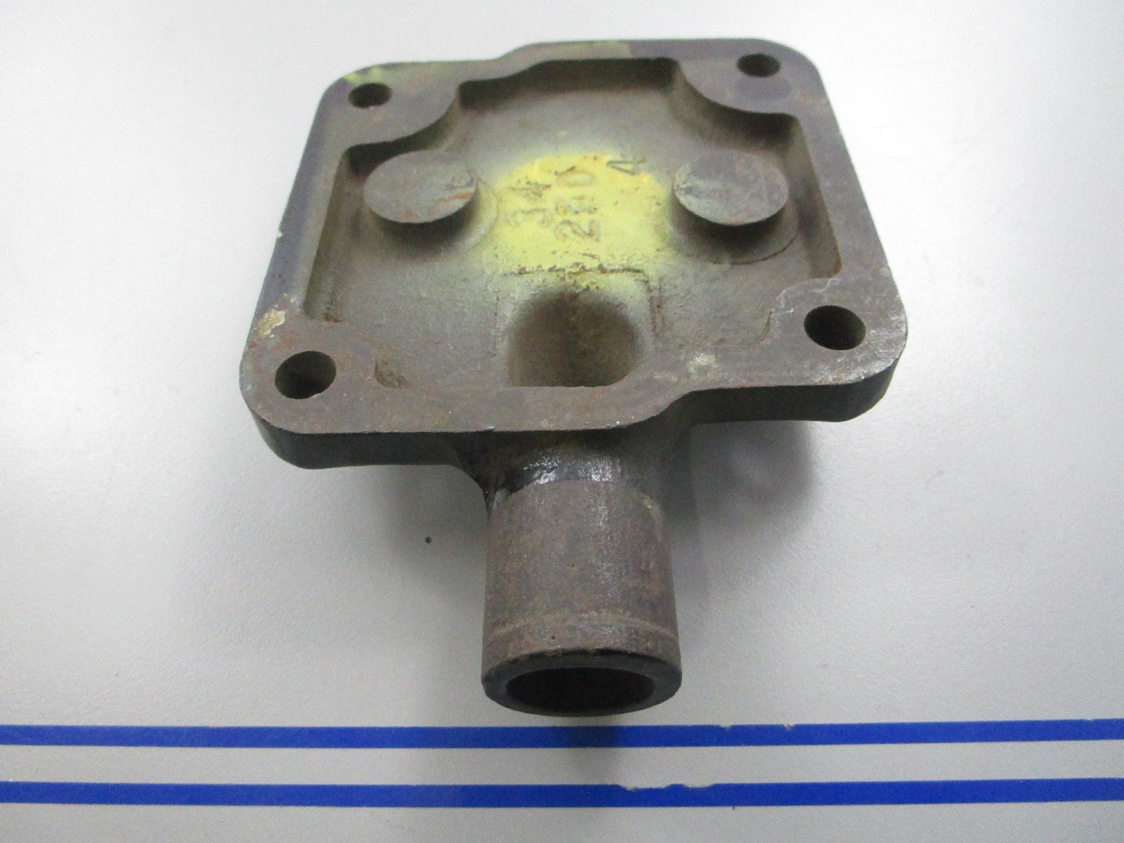 *NEW OEM* 0720 Mercury Mercruiser End Cap Manifold 38731