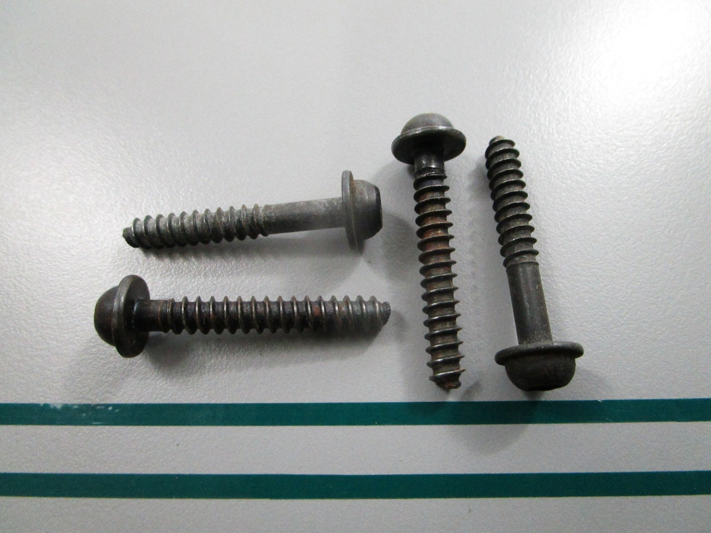 NEW OEM (LOT OF 4) 530015770 Poulan Screw 0810