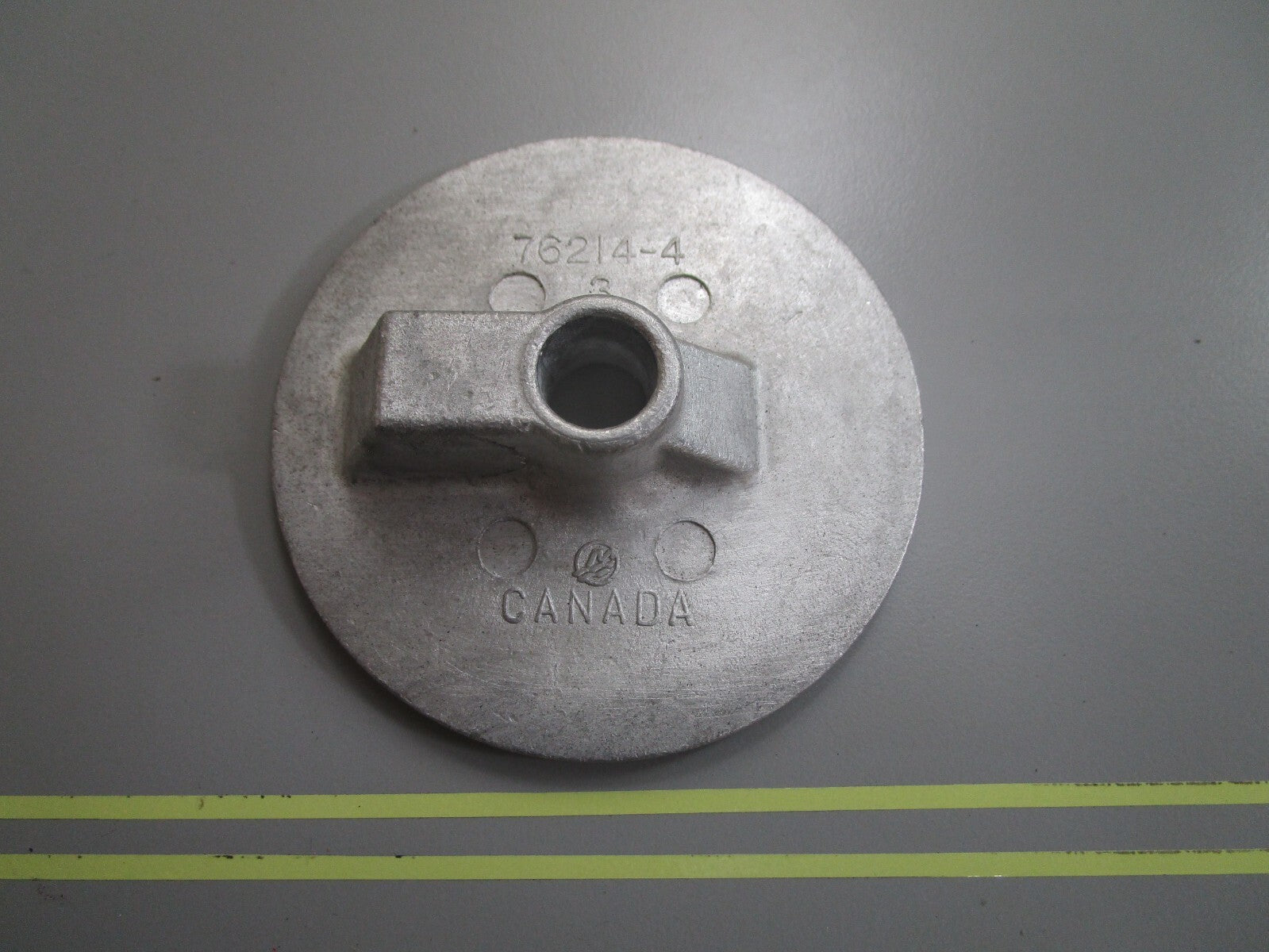 *NEW OEM* 0810 Mercury Quicksilver Anode 762144