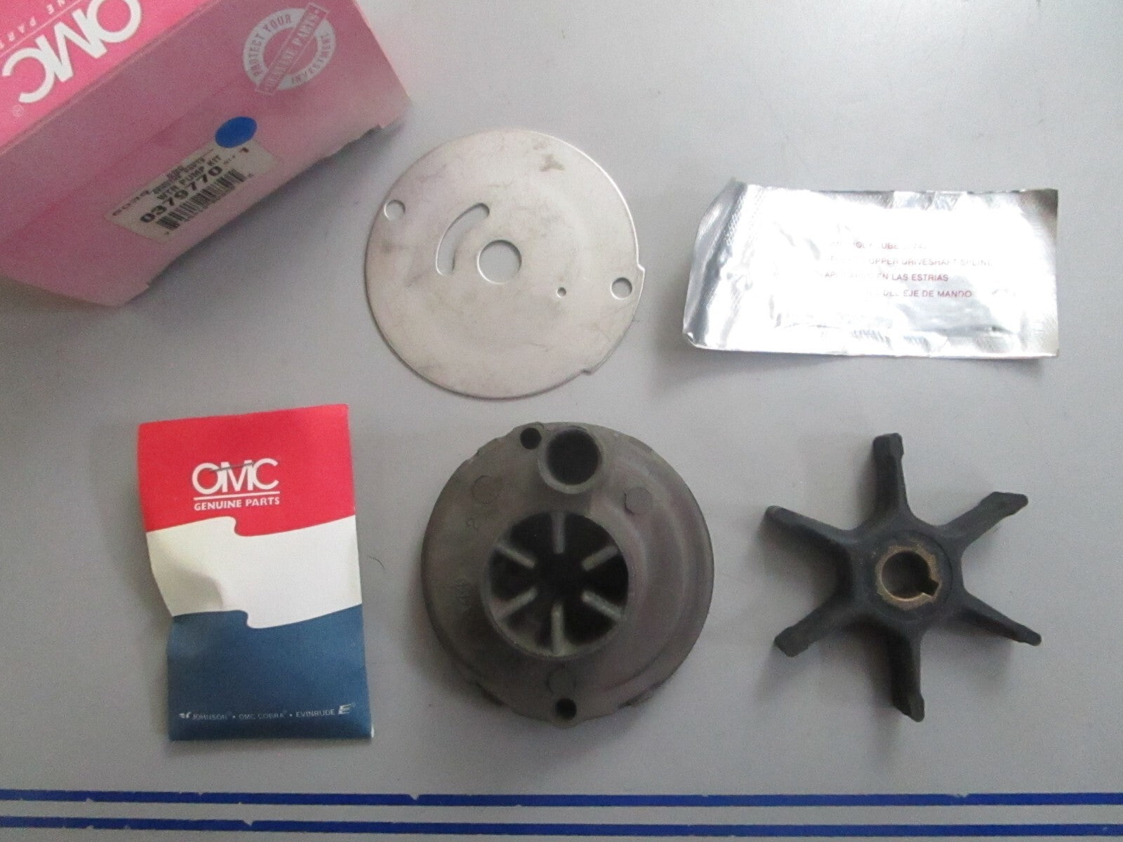 *NEW OEM* 0820 OMC Johnson Evinrude Water Pump Kit 379770 0379770