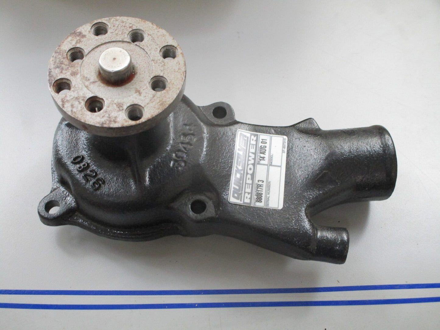 *NEW OEM* 0820 Mercury Quicksilver Water Pump 880817R3