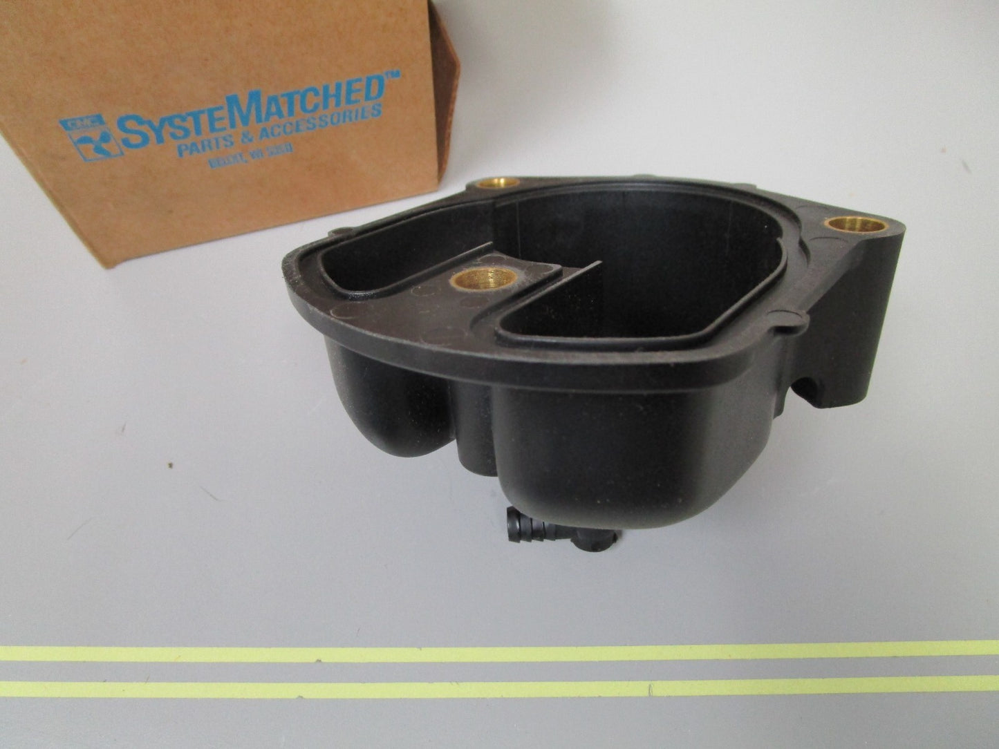 *NEW OEM* 0720 OMC Johnson Evinrude Impeller Housing Ay 987175 0987175