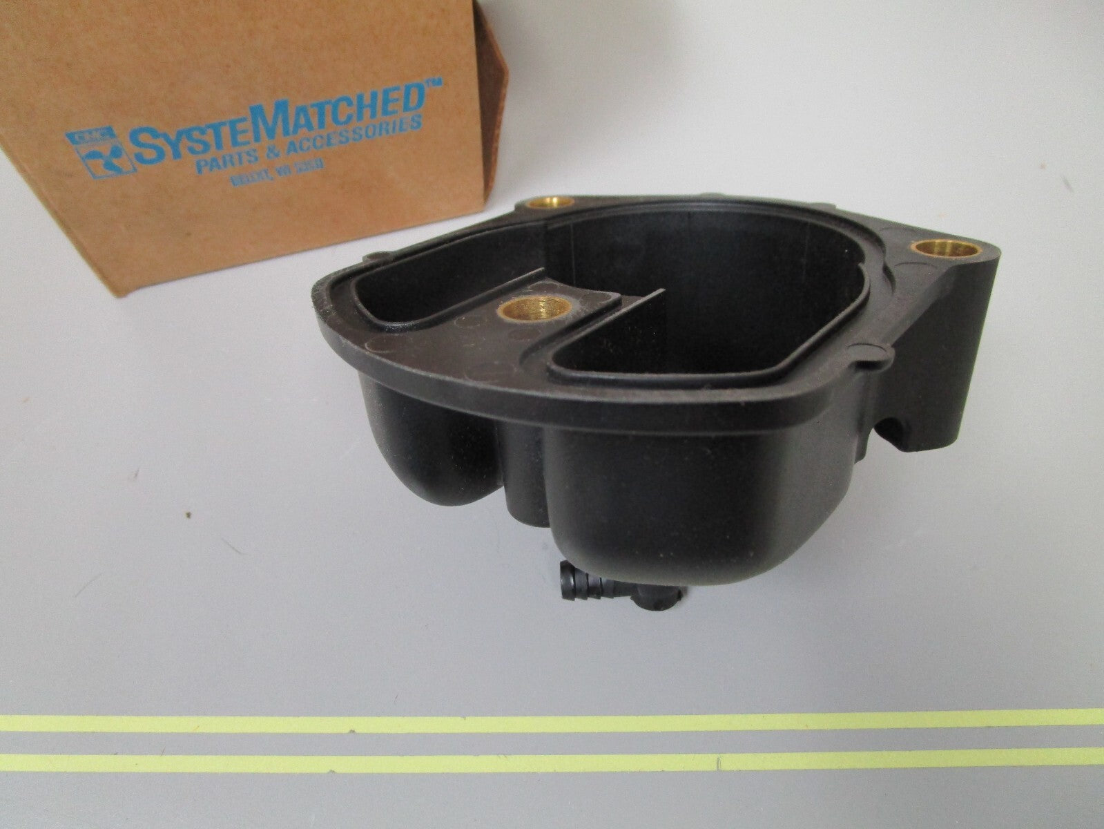 *NEW OEM* 0720 OMC Johnson Evinrude Impeller Housing Ay 987175 0987175