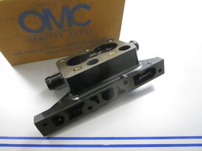*NEW OEM* 0810 OMC Johnson Evinrude Housing 377326 0377326