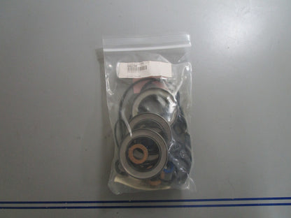 *NEW OEM* 0810 OMC Johnson Evinrude Seal Kit 981799 0981799