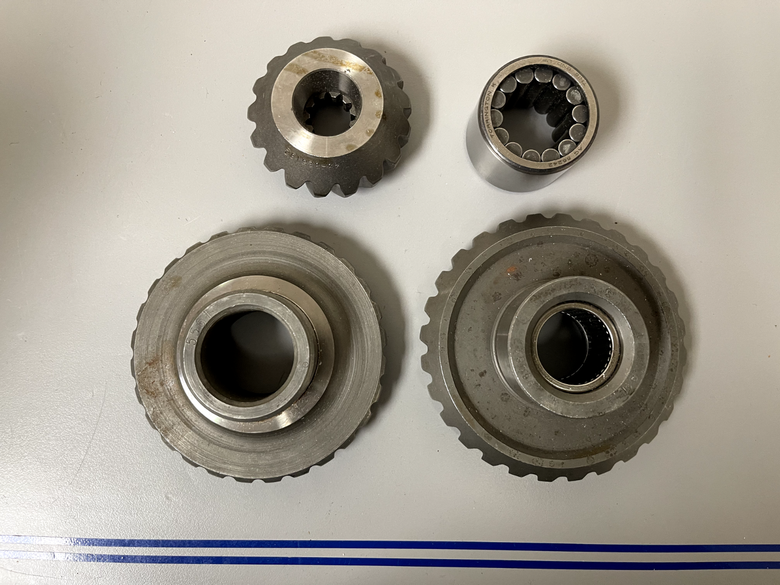 *NEW OEM* 0670 Mercury Mercruiser Sterndrive Outdrive Gear Set 43-96084A2