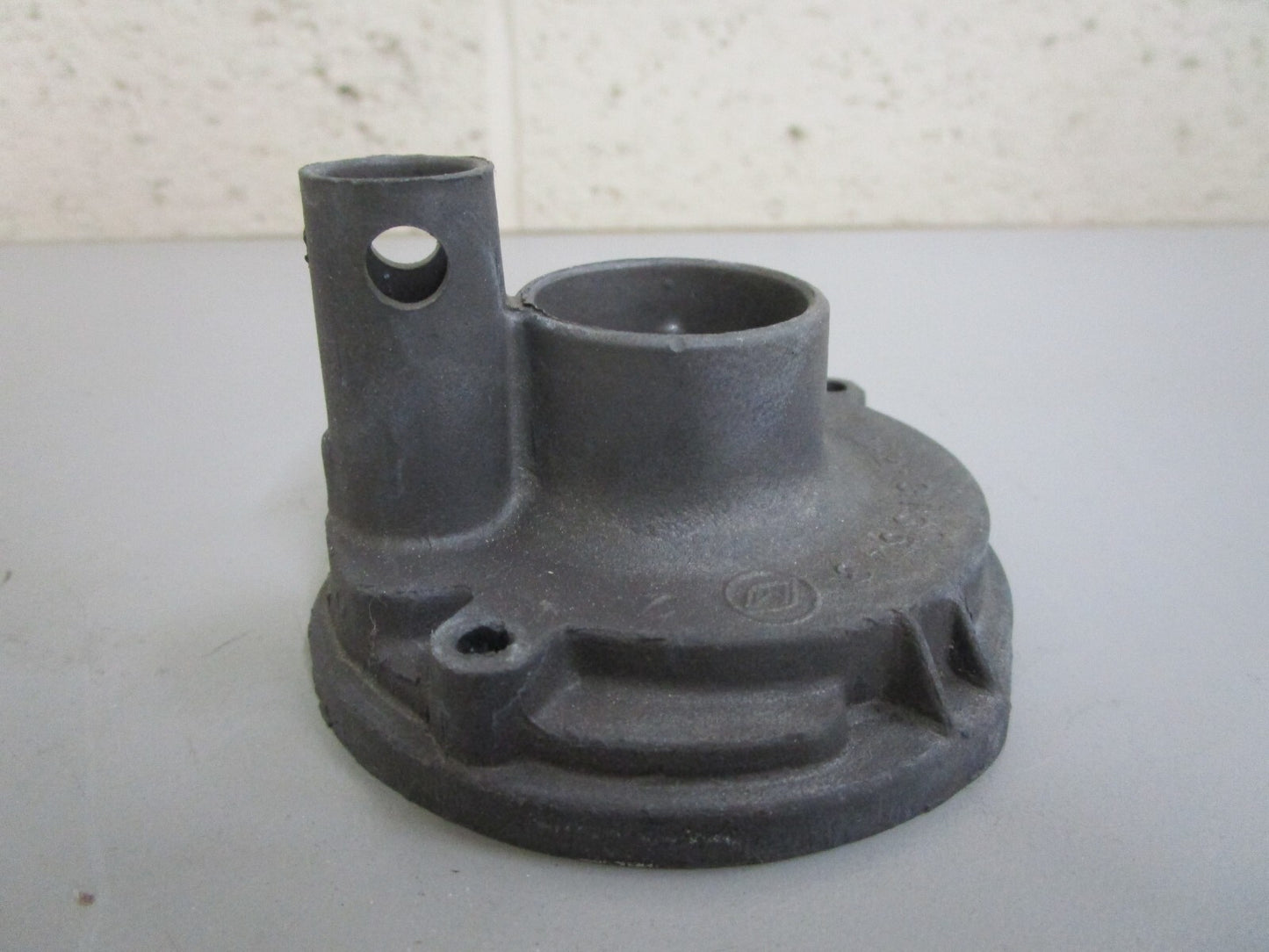 *NEW OEM* 0820 OMC Johnson Evinrude Water Pump Housing 313543 0313543