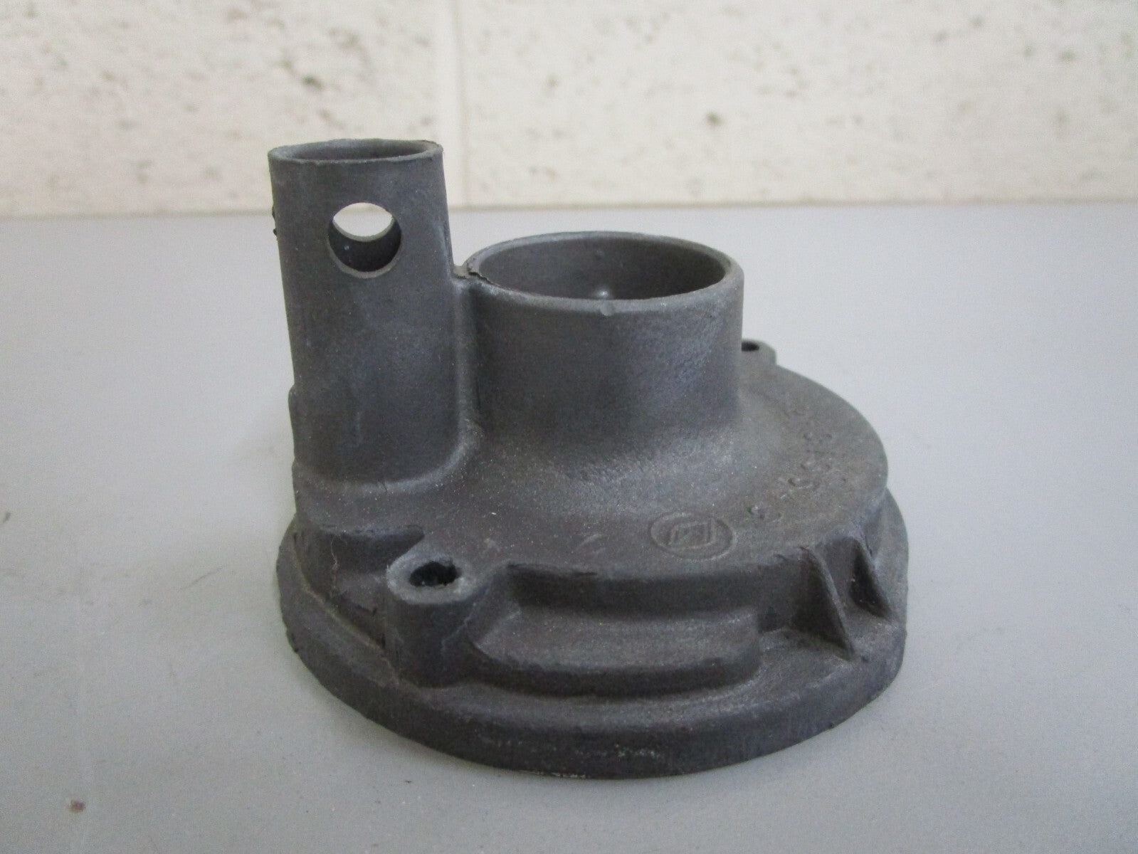 *NEW OEM* 0820 OMC Johnson Evinrude Water Pump Housing 313543 0313543