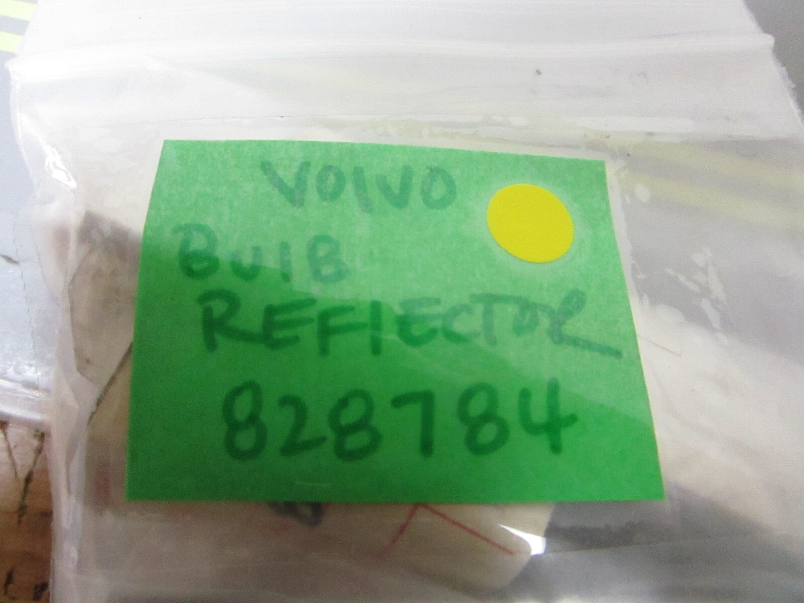 *NEW OEM* 0750 Volvo Penta BULB RECITIFIER 828784