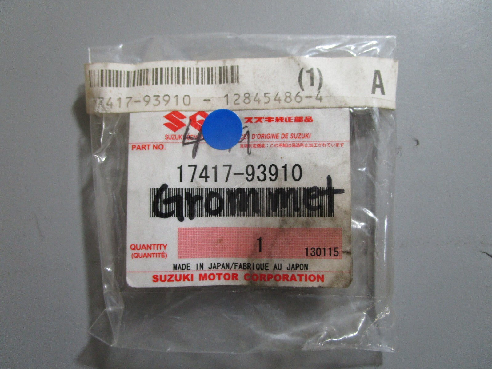 *NEW OEM* 0810 Suzuki Grommet 17417-93910