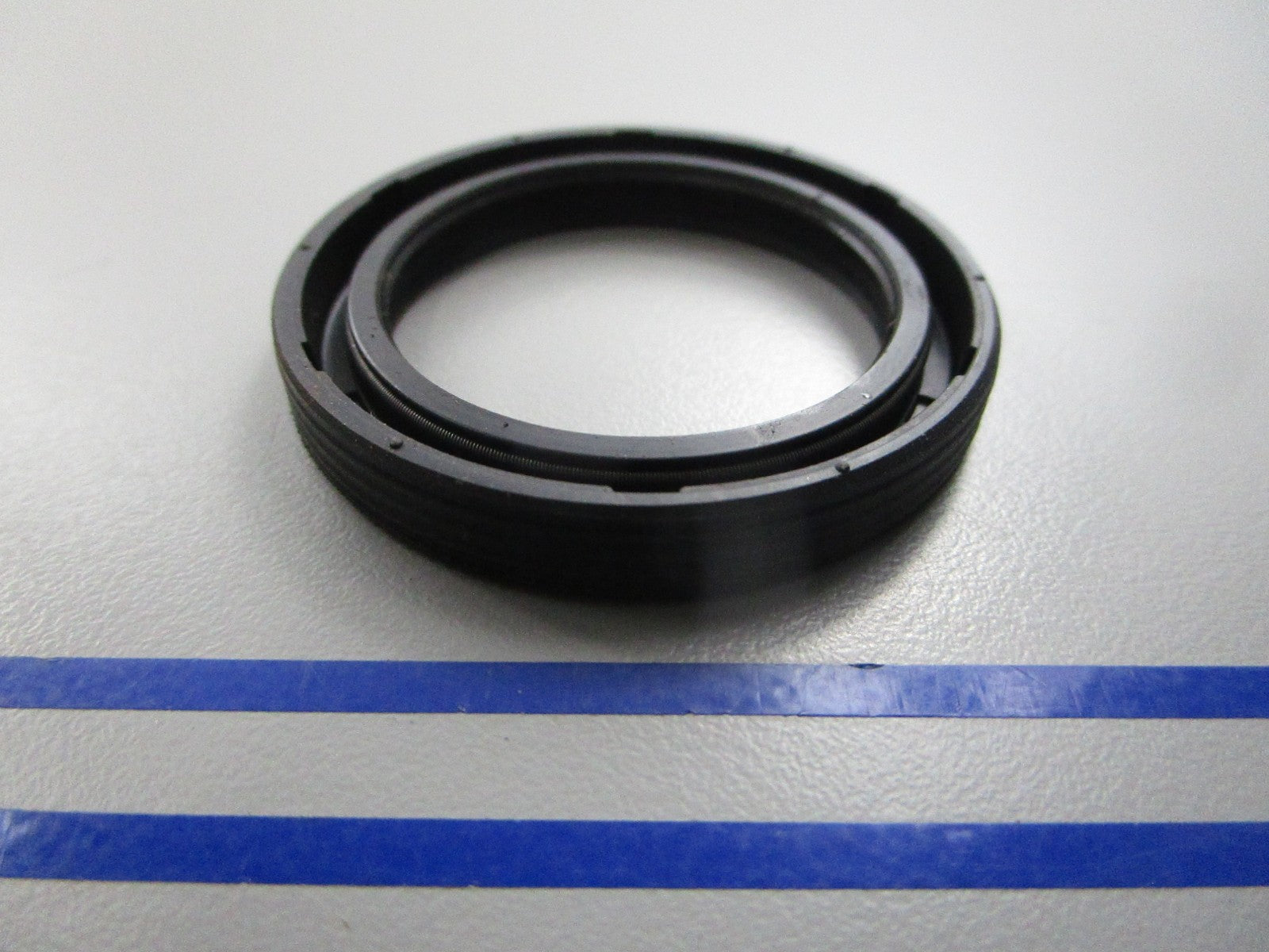 NEW OEM 291675S Briggs & Stratton Oil Seal 0810