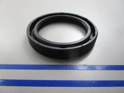 NEW OEM 291675S Briggs & Stratton Oil Seal 0810