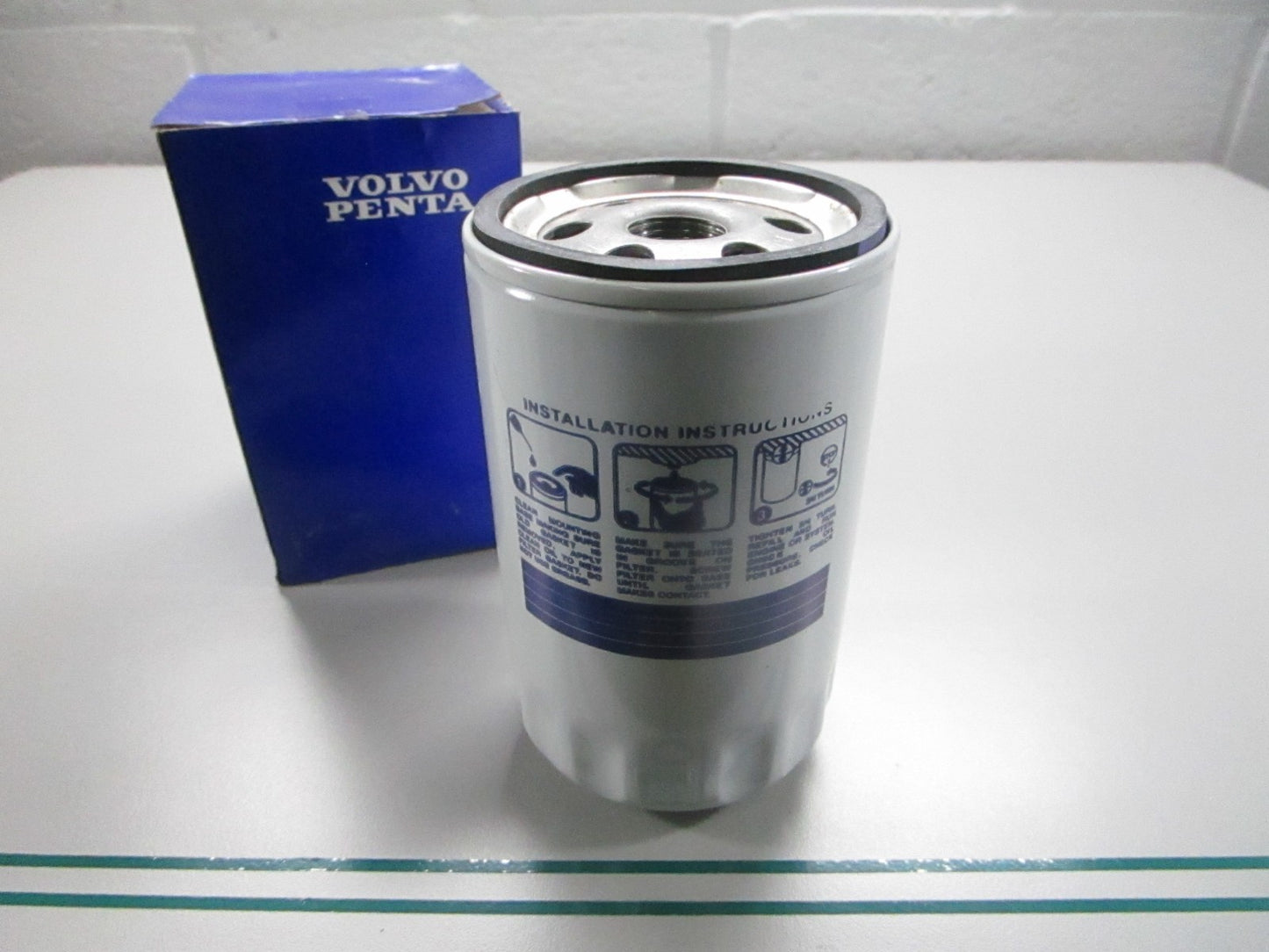 NEW OEM 841750 Volvo Penta Oil Filter 0810