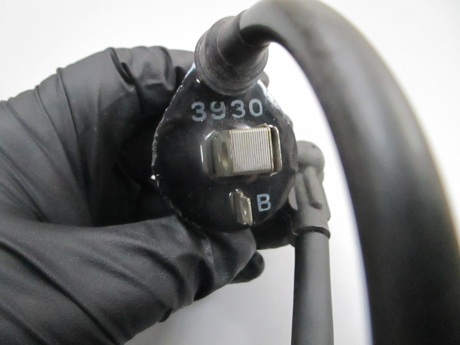 *NEW OEM* 0810 Tohatsu Ignition Coil 369-06050-1 369060501