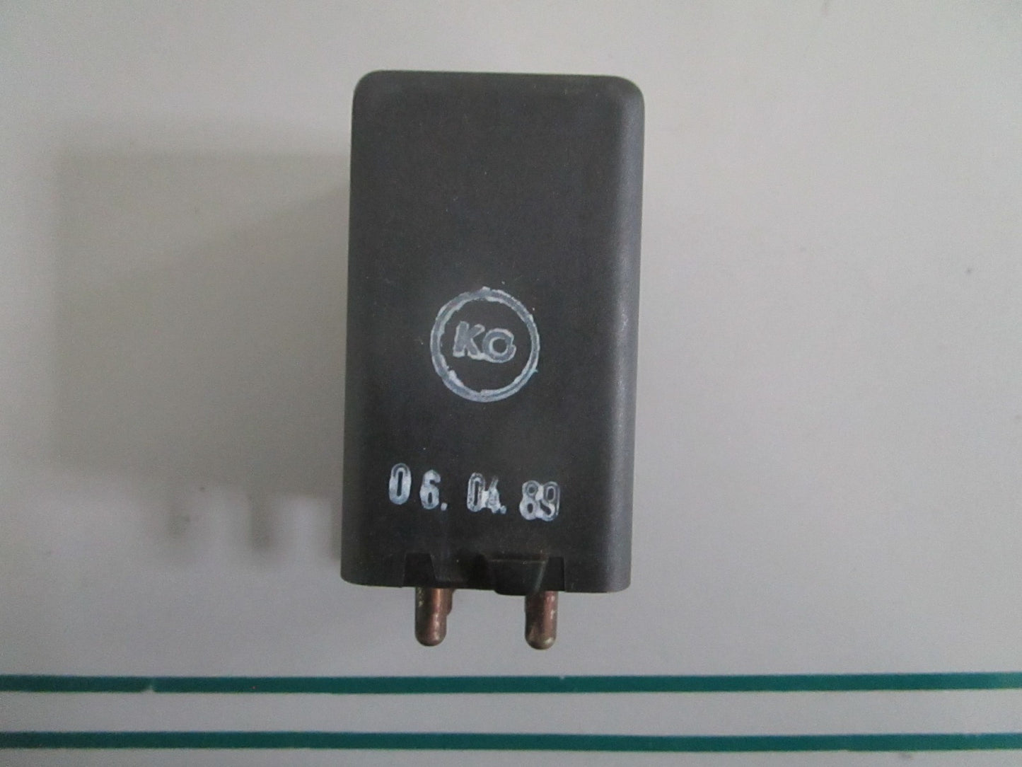 NEW OEM 0015450605 Mercedes-Benz Fuel Pump Relay 0820