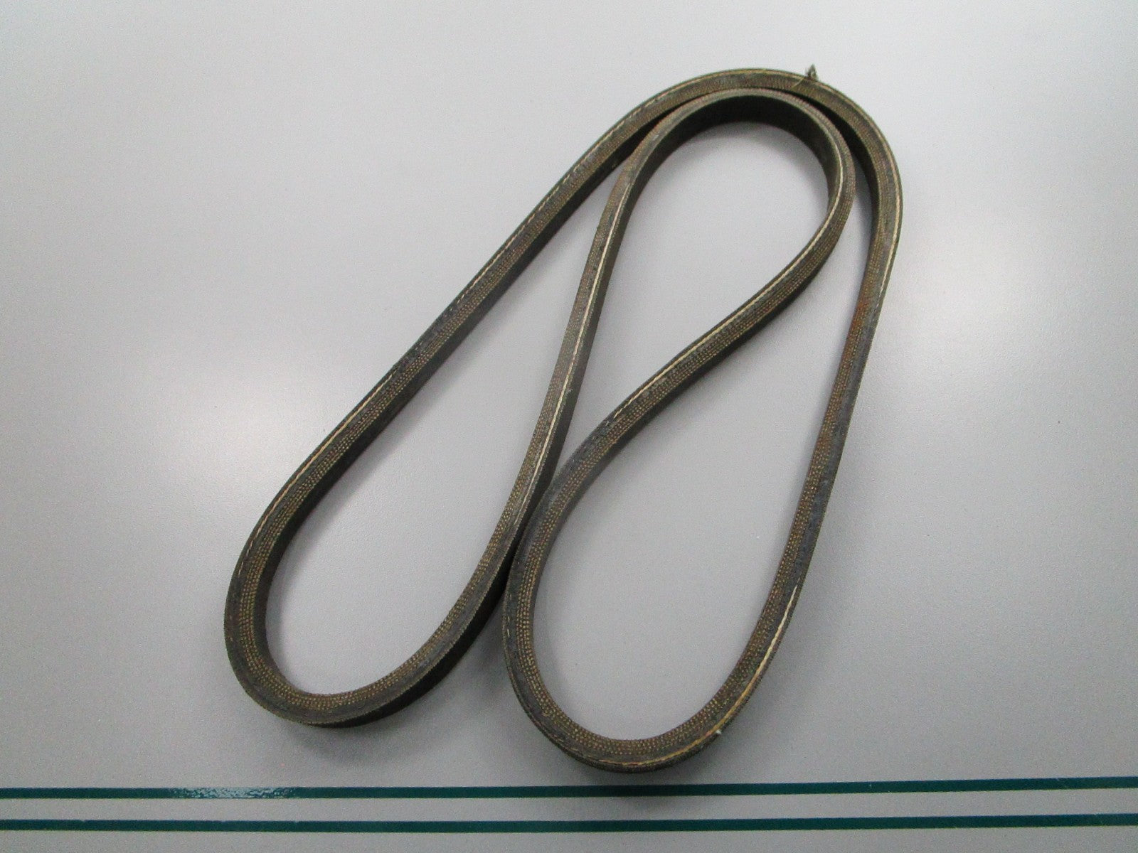 NEW OEM 4N-6130 CAT V-Belt 0810